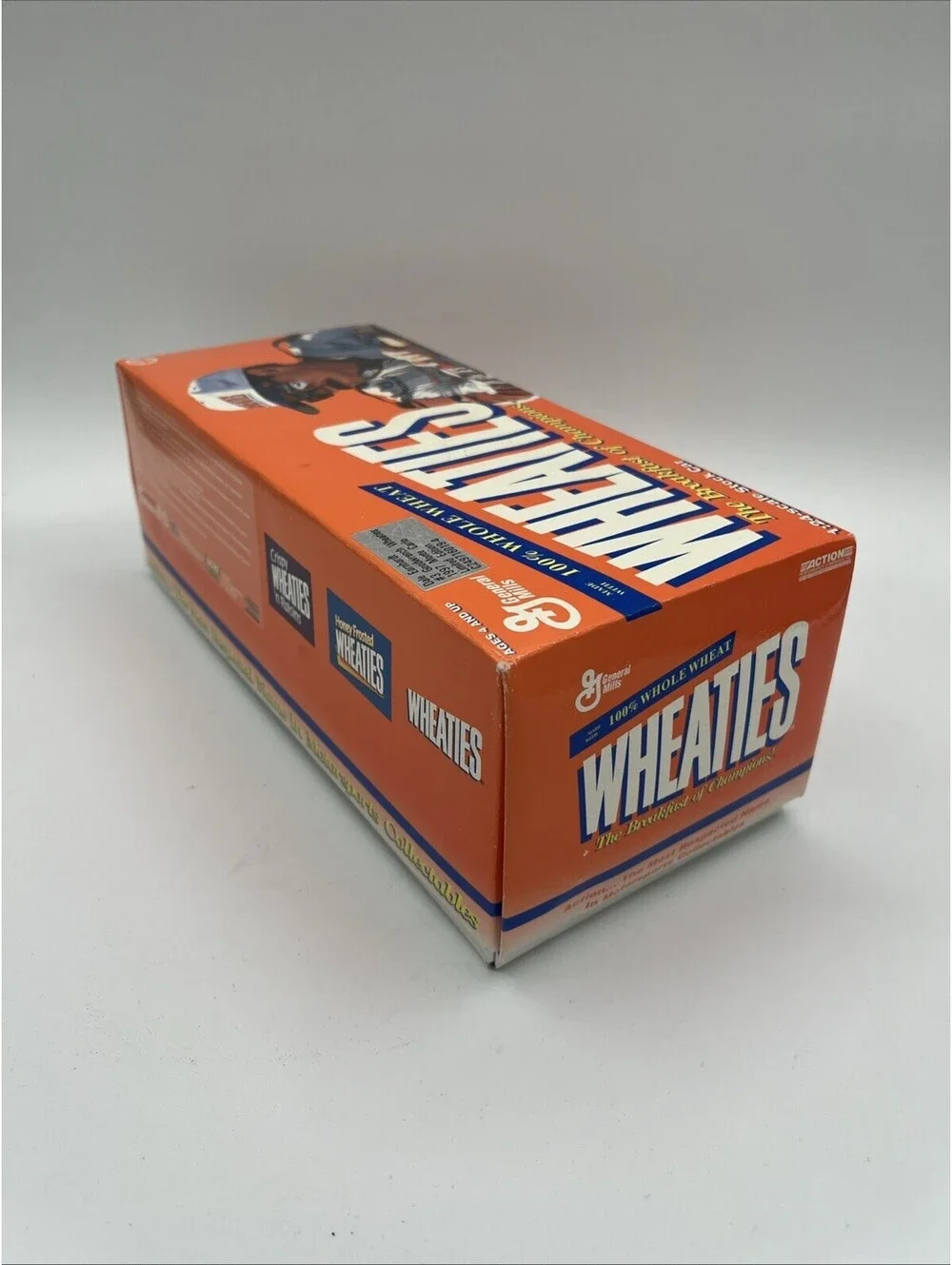 Nascar Action 1997 Dale Earnhardt Sr #3 GM Goodwrench Wheaties 1:24 *Pristine*